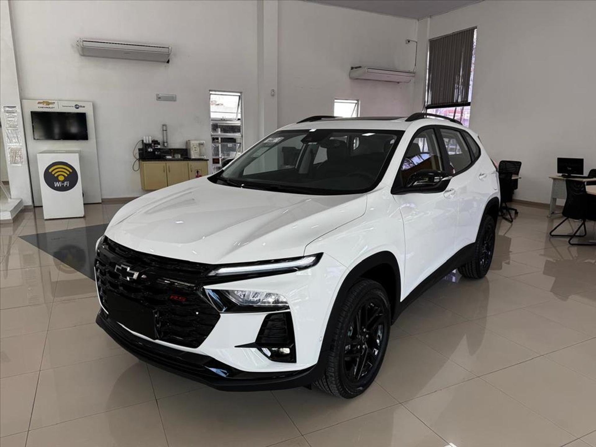 Chevrolet Tracker RS para PcD tem redução de R$ 39.920 e custa menos que Tiggo 7