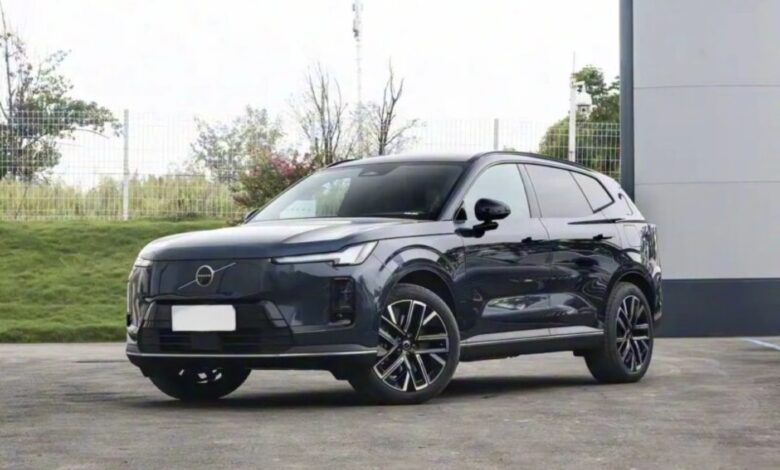 Volvo apresenta oficialmente o novo XC70 híbrido plug-in na China