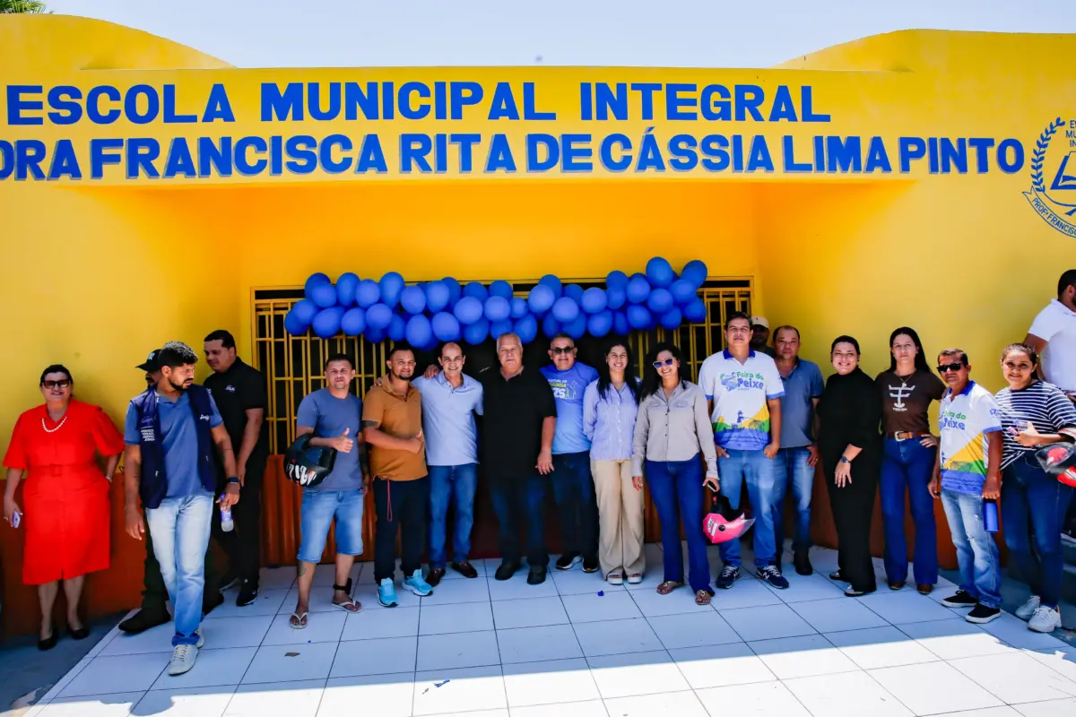 Zequinha Lima reinaugura escolas em Cruzeiro do Sul