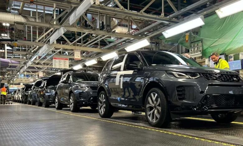 Cibercriminosos paralisam a produção da Jaguar Land Rover