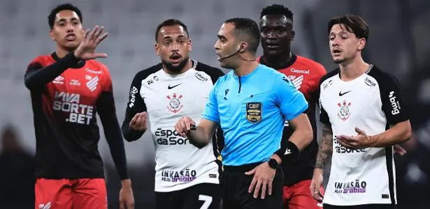 Corinthians x Athletico: impacto da arbitragem no resultado