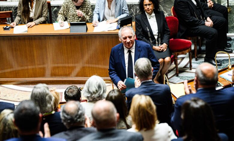 François Bayrou présentera sa démission mardi matin ; Emmanuel Macron nommera un nouveau premier ministre « dans les tout prochains jours »