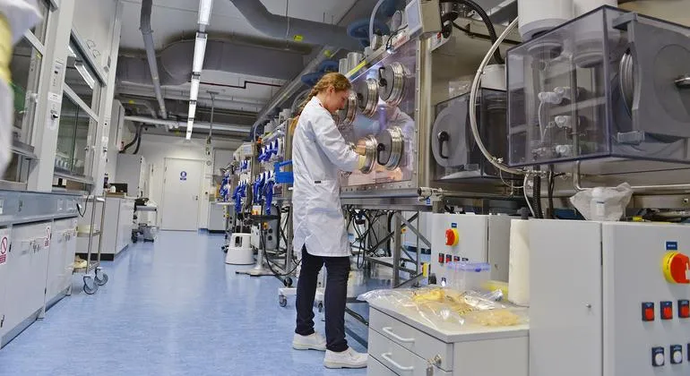 Cooperação entre AIEA e Irã na questão nuclear renova-se