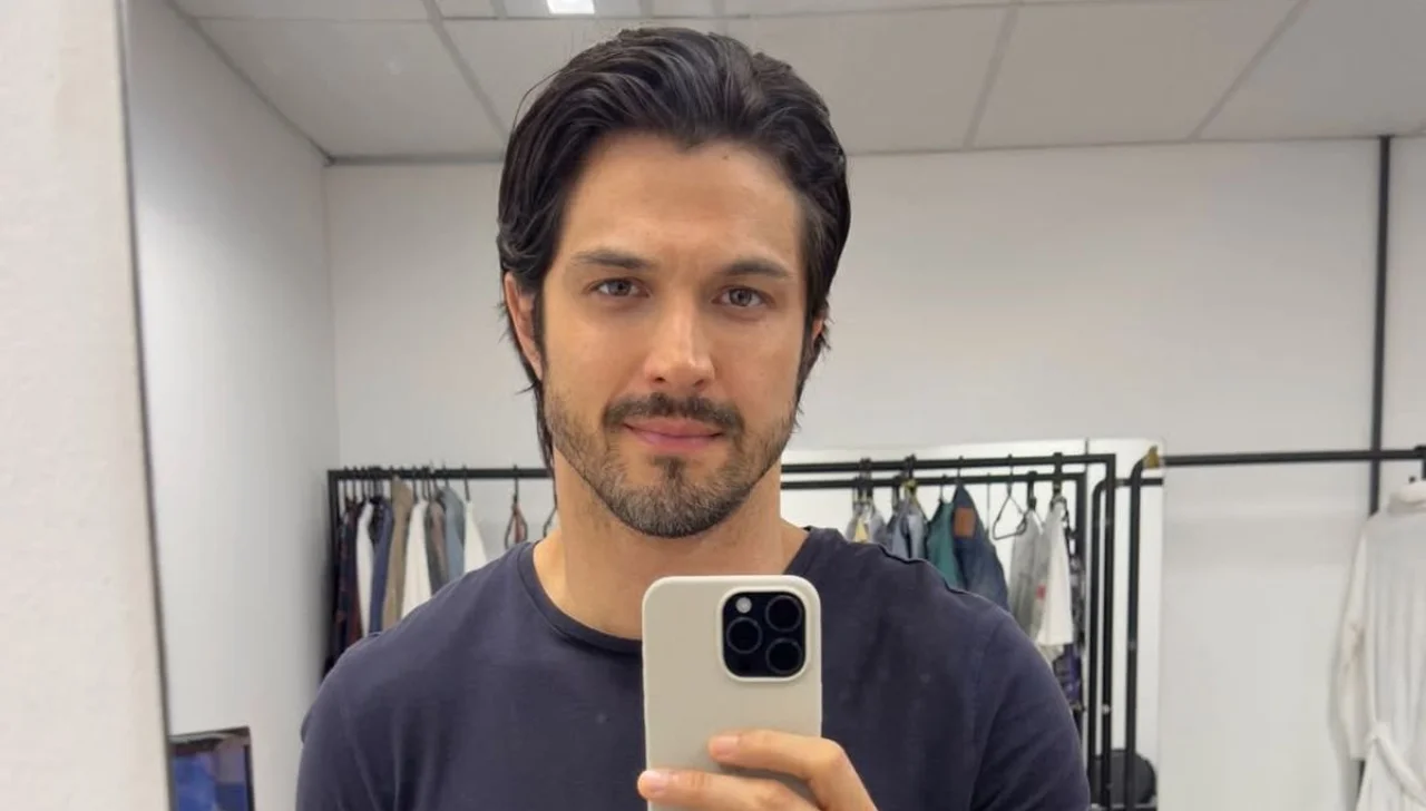 Galã de Três Graças testa positivo para Covid e se afasta