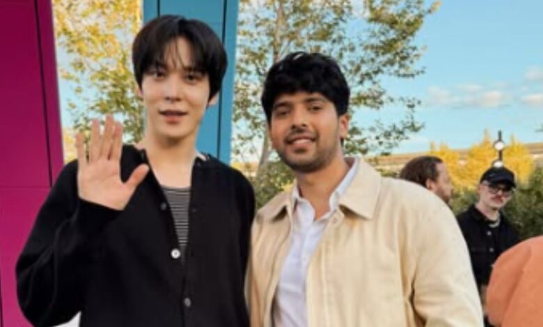 Armaan Malik, ATEEZ’s Yunho Pose For A Pic, Fans Demand A Collab Soon!