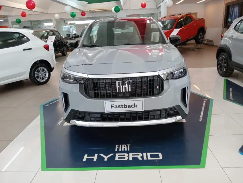 Stellantis desiste de meta de eletrificação total até 2030