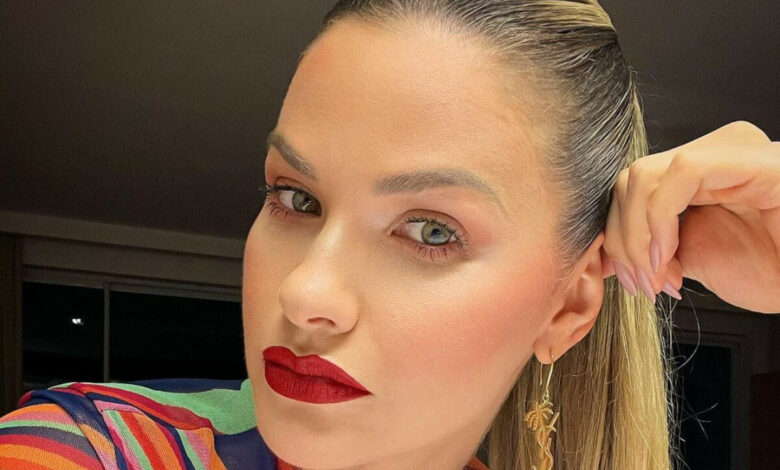Andressa Suita posta vídeo treinando e mostra como mantém o bumbum sarado
