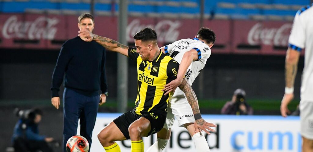 Peñarol 2-1 Liverpool por Copa Uruguay: en la última pelota del partido, el aurinegro se metió en cuartos