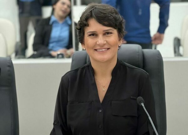 Vereadora Tuti Lopes morre aos 41 anos