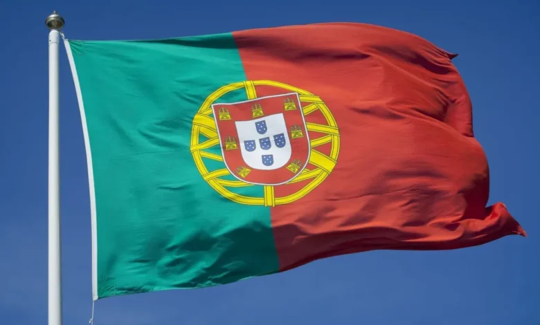Presidente de Portugal promulga lei anti-imigração que afeta brasileiros | ac24horas