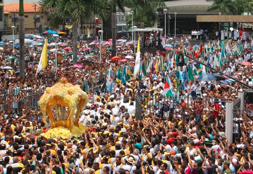Círio de Nazaré 2023 reúne 2,5 milhões em Belém