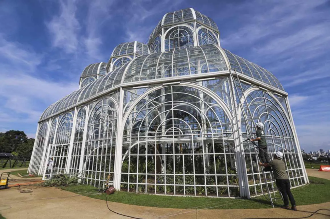 Estufa do Jardim Botânico passa por manutenção e fecha ao público