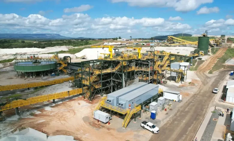 Vale do Lítio: exploração de metais críticos impacta comunidades em MG