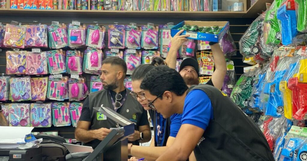 ação apreende mais de três mil brinquedos irregulares no AM
