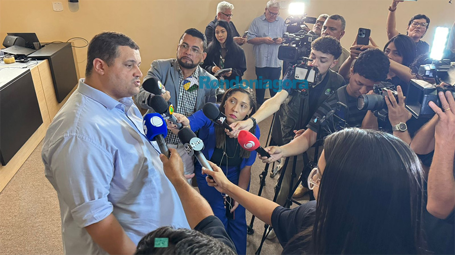 Vídeo: Tezzari atribui denúncia a desavença pessoal e nega irregularidades após operação da Polícia Civil - Política