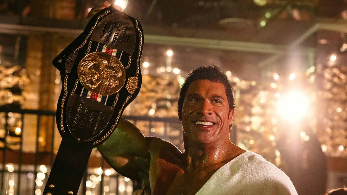 Dwayne Johnson e Cristela Alonzo falam sobre suas carreiras