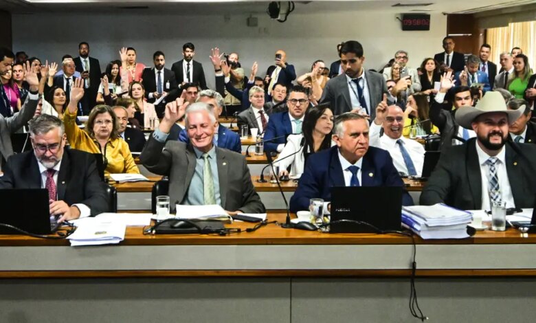 CPMI cancela sessão que ouviria ex-coordenador do INSS e ‘facilitador’ de desvios; entenda