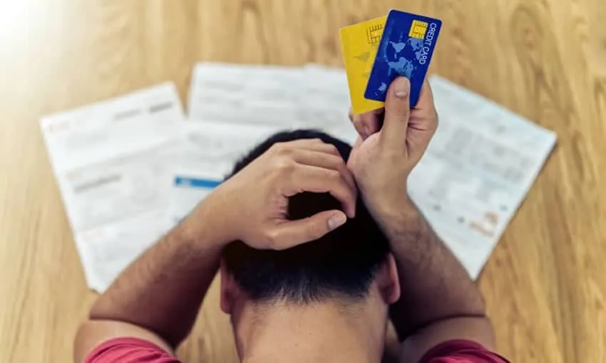 Estudo revela que 82% das famílias no Acre seguem endividadas