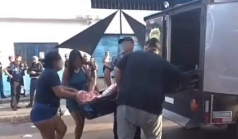 Homem é morto e mulher é ferida em festa em Manaus