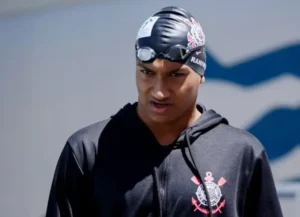 Nadador acreano entra para o Top-10 nacional nos 50 metros borboleta