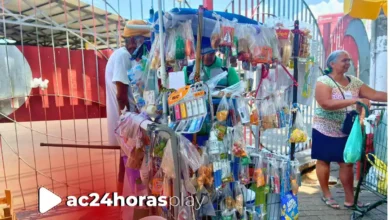 Ambulantes mantêm preços baixos e driblam crise antes da Black Friday