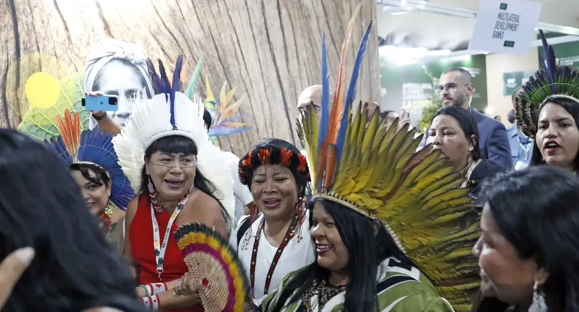 COP30 destaca pauta indígena em debate global, afirma ministra