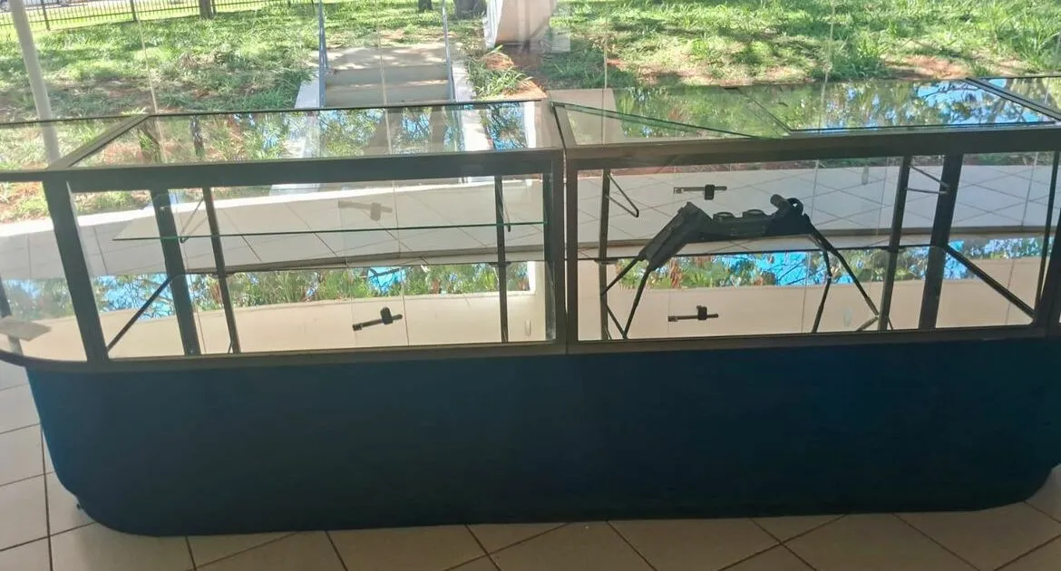 Instituto Histórico e Geográfico do DF é alvo de vandalismo