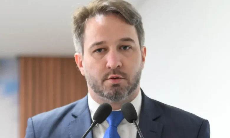 Felipe Tchê cobra estudos de tráfego e vizinhança e pede que Plano Diretor seja votado apenas em 2026