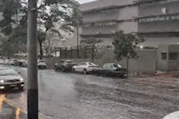 Chuva volta a Campo Grande e confirma mudança no tempo