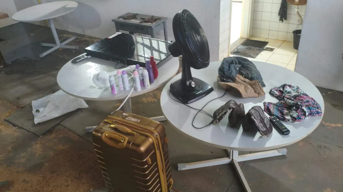 Quatro homens e mulher presos por roubo e estupro em Dourados