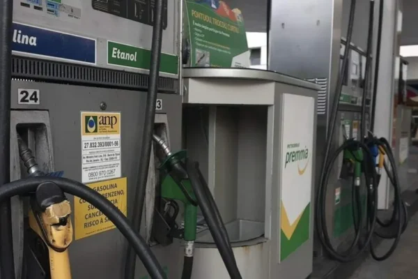 Governo libera R$ 3,33 bi para manter subsídio a combustíveis
