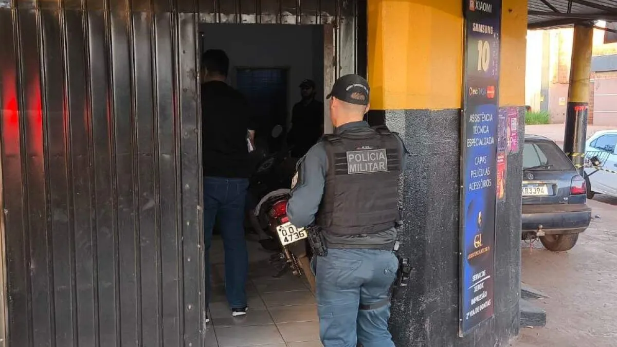 Homem é encontrado morto com mãos amarradas dentro de loja em Dourados