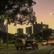 Sol volta após chuva e fim de semana terá calor e ar seco