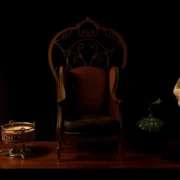 O contraste entre luz e sombra nos filmes de Tim Burton