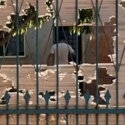Pai de menino retido em acidente com fogo desabafa: "Estou arrasado