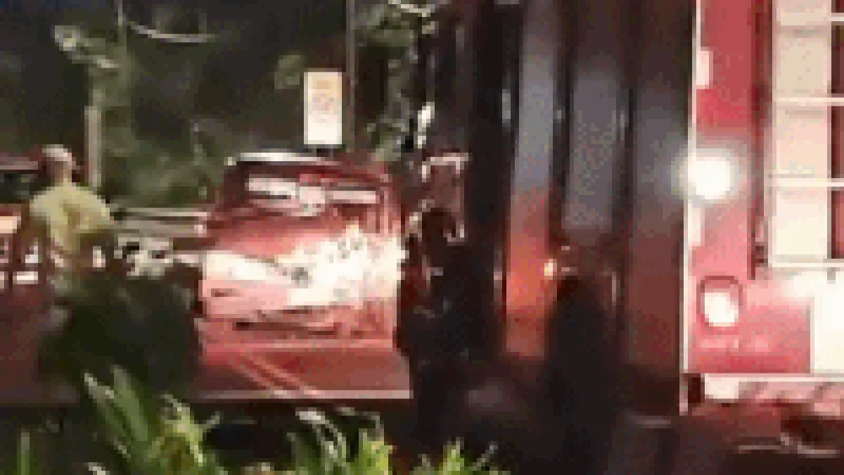 Caminhão tomba na Av. Heráclito após acidente com F-1000 em Campo Grande