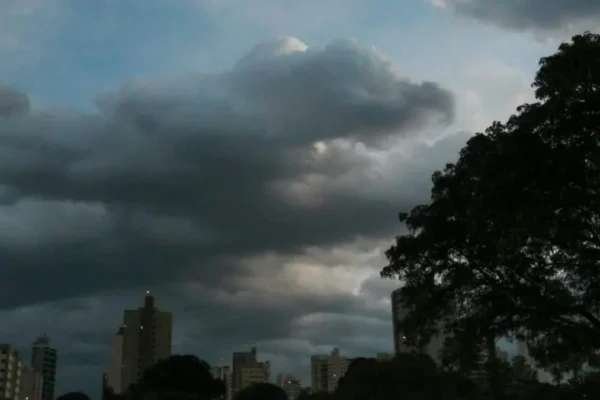 Defesa Civil alerta para tempestade em Campo Grande na madrugada