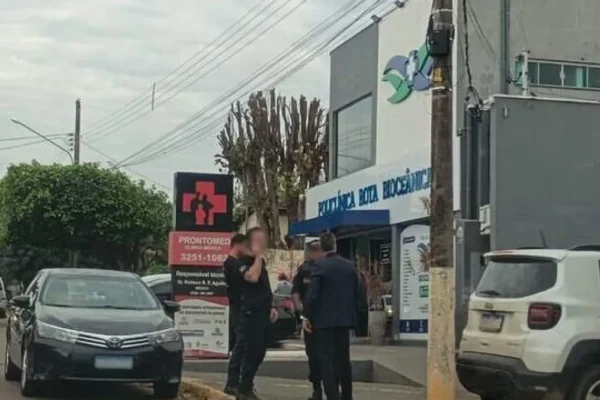 Polícia oficializa afastamento de médico legista preso por fraudes