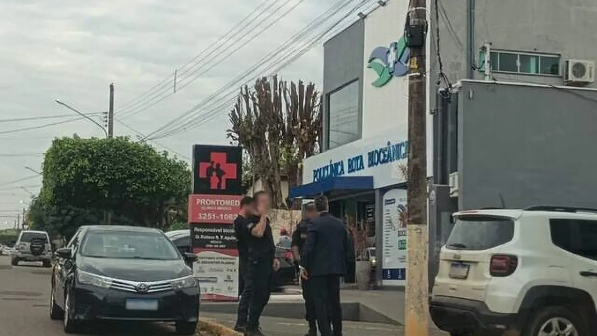 Polícia oficializa afastamento de médico legista preso por fraudes